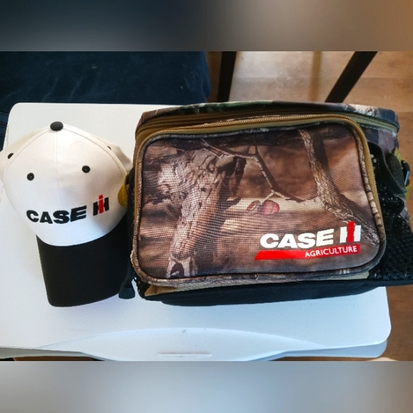 Case International Camo Insulated Cooler -Lunch Box+ Case Logo Hat - Picture 1 of 16